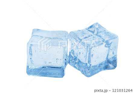 ice cubes isolated ice cubes isolated 121031264