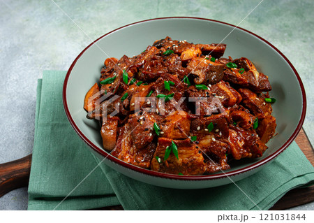 bulgogi, with mushrooms, with sesame seeds and green onions, Korean cuisine, homemade, no people, bulgogi, with mushrooms, with sesame seeds and green onions, Korean cuisine, homemade, no people, 121031844