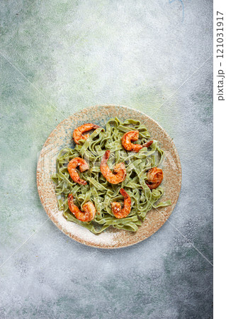 tagliatelle with spinach, in cream sauce, with shrimp, homemade, no people, tagliatelle with spinach, in cream sauce, with shrimp, homemade, no people, 121031917