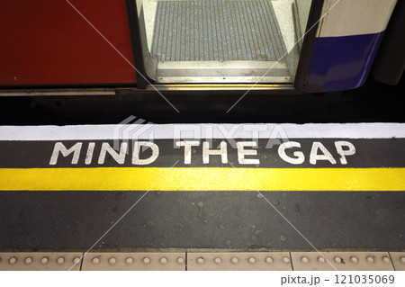 Mind the Gap warning sign Mind the Gap warning sign 121035069