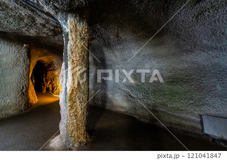 島根 石見銀山　龍源寺間歩 坑道内 121041847