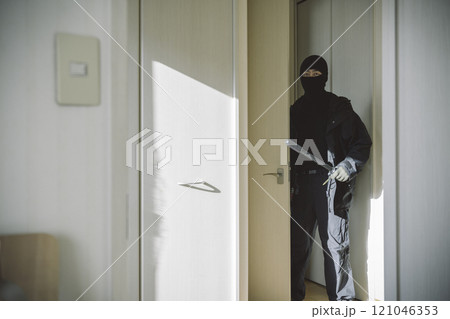 闇バイト（強盗）イメージ 121046353