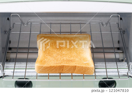 トースト 121047810