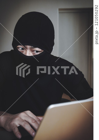 ハッカーのイメージ 121050292