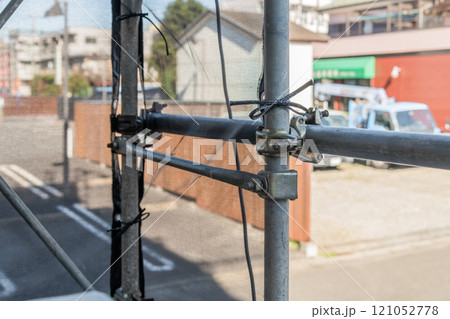 【マンション大規模修繕工事 足場】 【マンション大規模修繕工事 足場】 121052778