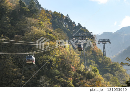 山麓と谷川岳を結ぶゴンドラ設備 山麓と谷川岳を結ぶゴンドラ設備 121053950