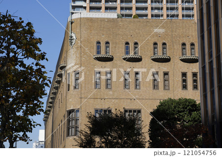 学士会館 121054756