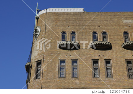 学士会館 121054758