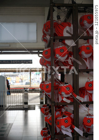 柳井駅の金魚ちょうちん 121055975