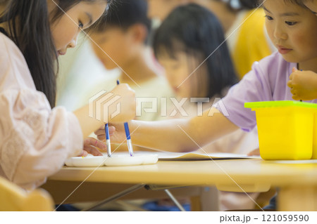 絵画教室 学童保育イメージ 絵画教室 学童保育イメージ 121059590