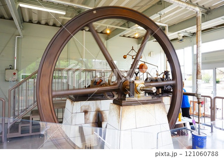 富岡製糸場 旧富岡製糸場 ブリュナエンジン 復元機 動態展示施設 横型単気筒蒸気機関 富岡製糸場 旧富岡製糸場 ブリュナエンジン 復元機 動態展示施設 横型単気筒蒸気機関 121060788