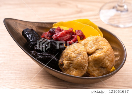 ドライフルーツミックス(赤ワインに合うおつまみ) ドライフルーツミックス(赤ワインに合うおつまみ) 121061657