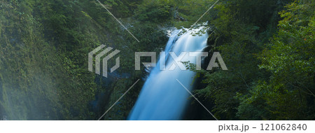 秋保大滝のパノラマ風景 121062840