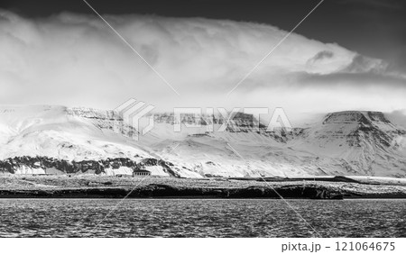 Panoramic black and white photography, coastal Icelandic landscape 121064675