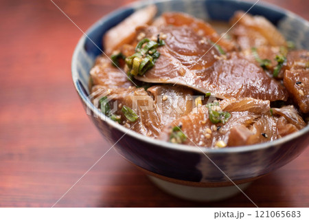 鰤漬け丼(りゅうきゅう丼) 鰤漬け丼(りゅうきゅう丼) 121065683