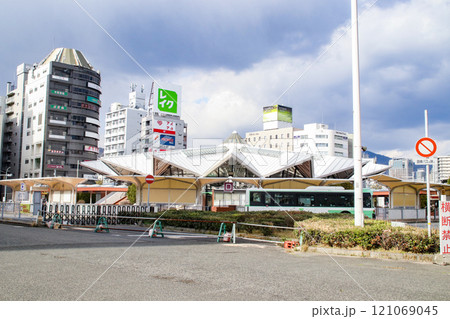 神戸駅前バスターミナル／兵庫県神戸市中央区相生町3丁目 121069045