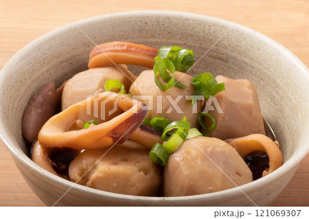 里芋といかの煮物 121069307