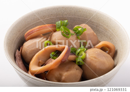 里芋といかの煮物 121069331