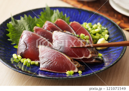 鰹のたたき 121071549