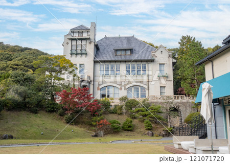 神戸市須磨区にある神戸迎賓館・旧西尾邸の外観 神戸市須磨区にある神戸迎賓館・旧西尾邸の外観 121071720