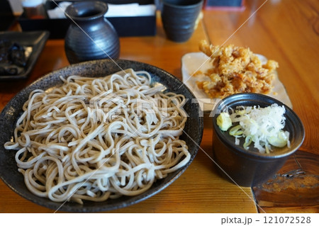 ざる蕎麦とげそ天 ざる蕎麦とげそ天 121072528