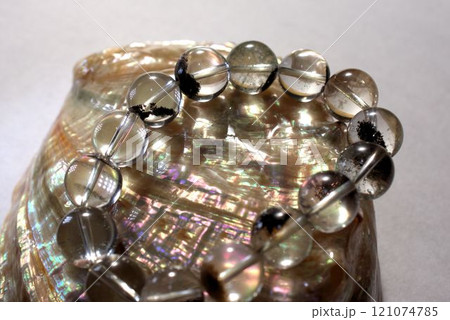 パワーストーン　水晶と貝　 121074785