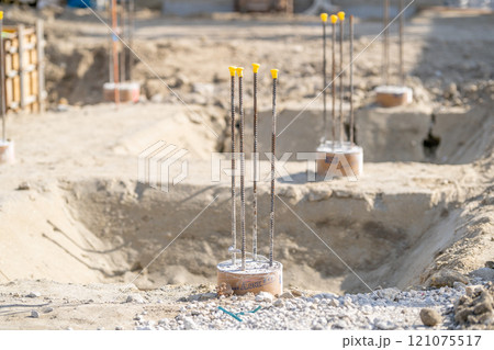 柱頭処理　PC杭　基礎工事 121075517