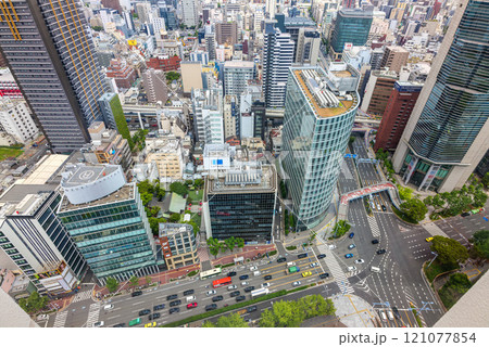 大阪駅前第3ビル33階 東方展望 梅田新道交差点、国道1号線、国道2号線、御堂筋 2024年8月7日 大阪駅前第3ビル33階 東方展望 梅田新道交差点、国道1号線、国道2号線、御堂筋 2024年8月7日 121077854