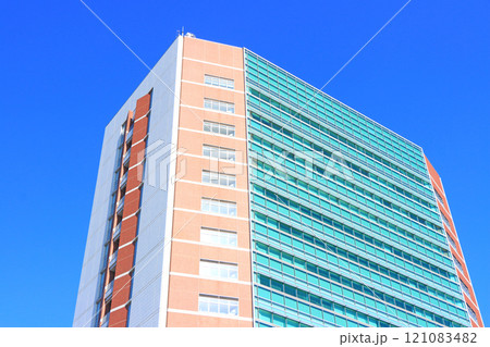 三重県鈴鹿市、鈴鹿市役所の風景 121083482