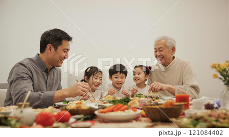 居心地のよい デザイン 柄 121084402