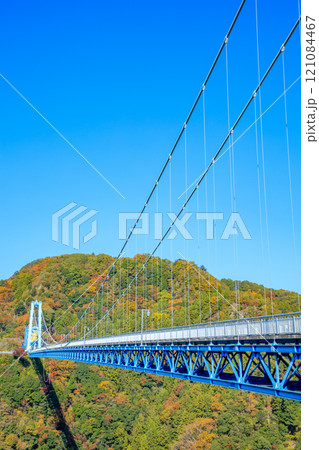 秋の竜神大吊橋 茨城県常陸太田市 秋の竜神大吊橋 茨城県常陸太田市 121084467