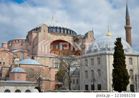 Hagia Sophia is a museum, historical basilica and mosque in Istanbul. It was built by the Byzantine Emperor Justinianus, for 532-537 in Istanbul april 04 2019 121088158