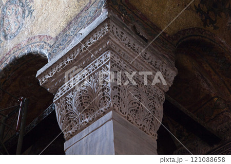 Hagia Sophia is a museum, historical basilica and mosque in Istanbul. It was built by the Byzantine Emperor Justinianus, for 532-537 in Istanbul. Photo shooting 14 june 2020 Hagia Sophia is a museum, historical basilica and mosque in Istanbul. It was built by the Byzantine Emperor Justinianus, for 532-537 in Istanbul. Photo shooting 14 june 2020 121088658