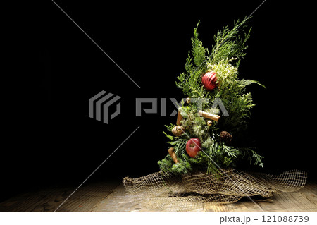 手作りクリスマスツリー 手作りクリスマスツリー 121088739