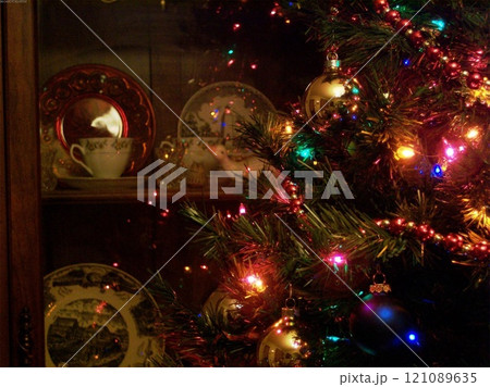 Christmas Tree with Ornaments and Lights Christmas Tree with Ornaments and Lights 121089635