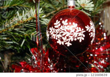 Christmas Tree with Ornaments and Lights Christmas Tree with Ornaments and Lights 121089639