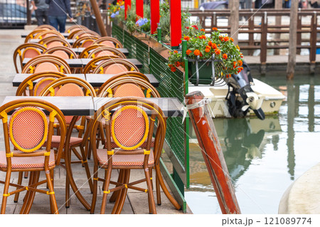 Romantic Empty Outdoor Cafe in Venice Italy Romantic Empty Outdoor Cafe in Venice Italy 121089774