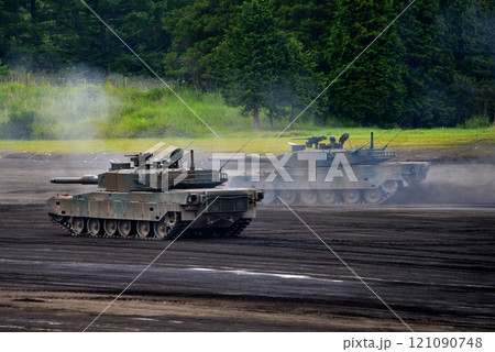 中部・陸上自衛隊・富士学校記念行事・侵略者との前線を押し戻す世界最強の90式戦車・静岡県小山町(3) 121090748