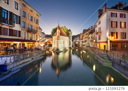 Annecy, France on the Thiou River Annecy, France on the Thiou River 121091276
