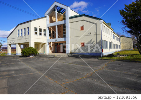 むかわ町立宮戸小学校(廃校) むかわ町立宮戸小学校(廃校) 121091356
