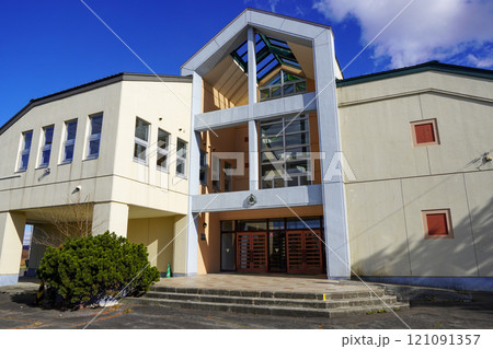 むかわ町立宮戸小学校(廃校) むかわ町立宮戸小学校(廃校) 121091357