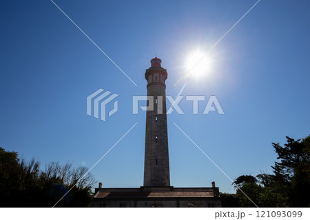 Phare des baleines, whale lighthouse,  ile de Re island, france 121093099