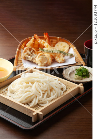 天ザルうどん 121093744