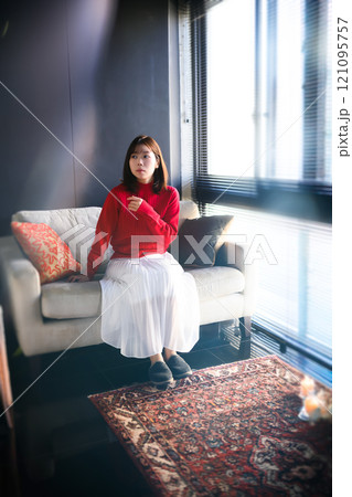 スタジオで撮影された人物ポートレートのコレクション 121095757