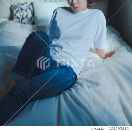 スタジオで撮影された人物ポートレートのコレクション 121095816