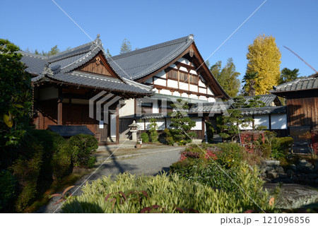 聖衆来迎寺　庫裏　滋賀県大津市比叡辻 121096856