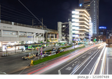 王子駅前の夜景 121097489