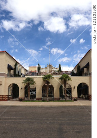 テキサス州マーファ、ホテルパイサーノ 121101900
