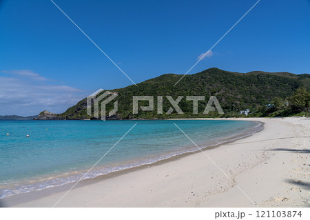慶良間諸島 渡嘉敷島の渡嘉志久ビーチ 慶良間諸島 渡嘉敷島の渡嘉志久ビーチ 121103874