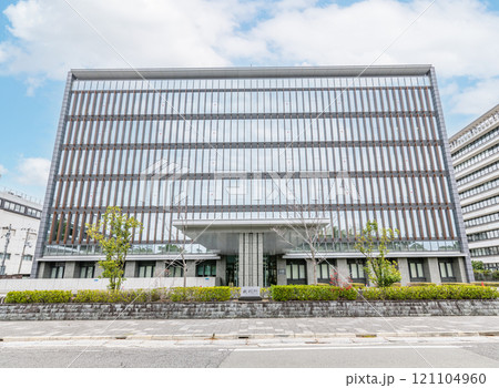 和歌山県和歌山市　和歌山地方裁判所・和歌山家庭裁判所 121104960